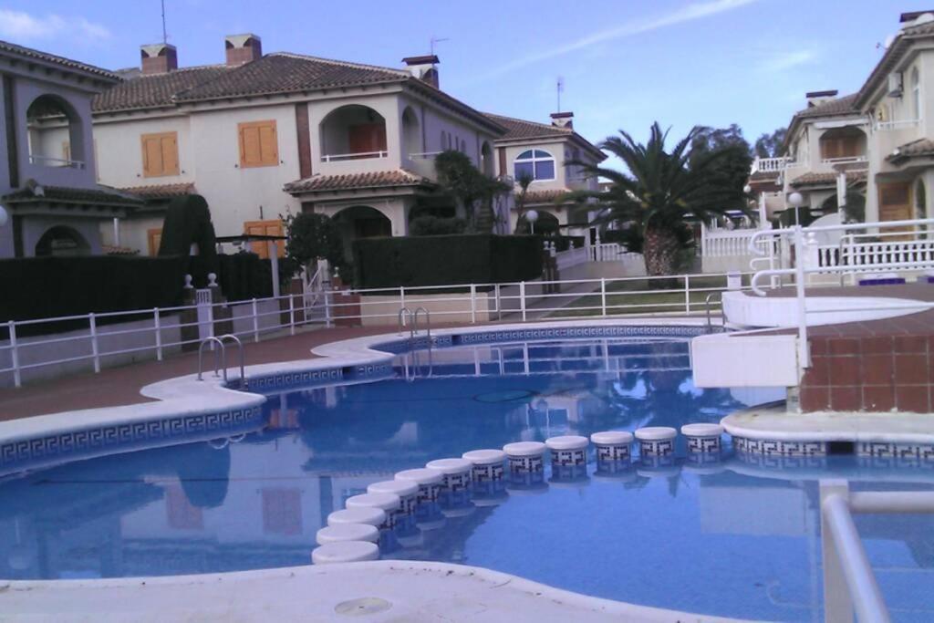 Ferienwohnung La Casa De La Palmera Torrevieja Exterior foto
